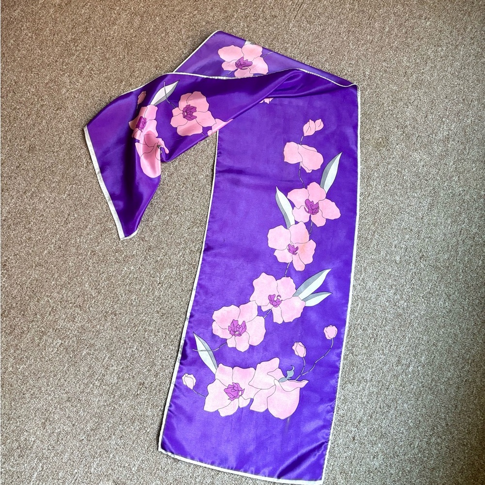 SILK SCARF
